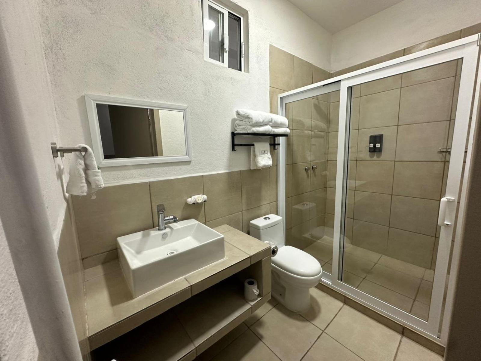 Juan Aldama Hotel Plaza Centenario מראה חיצוני תמונה