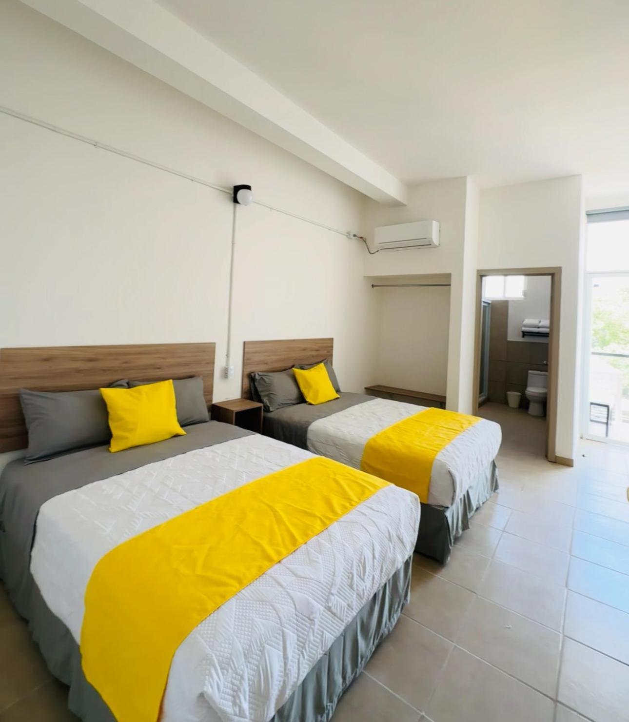 Juan Aldama Hotel Plaza Centenario מראה חיצוני תמונה